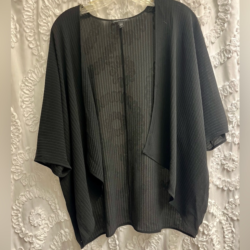 Eileen Fisher 💯silk sheer top in excellent condition size SP